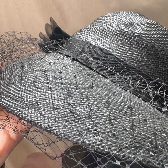 Andree Canadian Black Boater‎ Hat with Veil - Picture 2 of 8